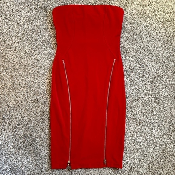 Sans Souci Red Strapless Bodycon Dress Formal Party Medium Gold Zipper Detail - Picture 1 of 6